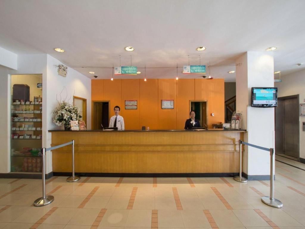 Jinjiang Select Pudong Airport 3*